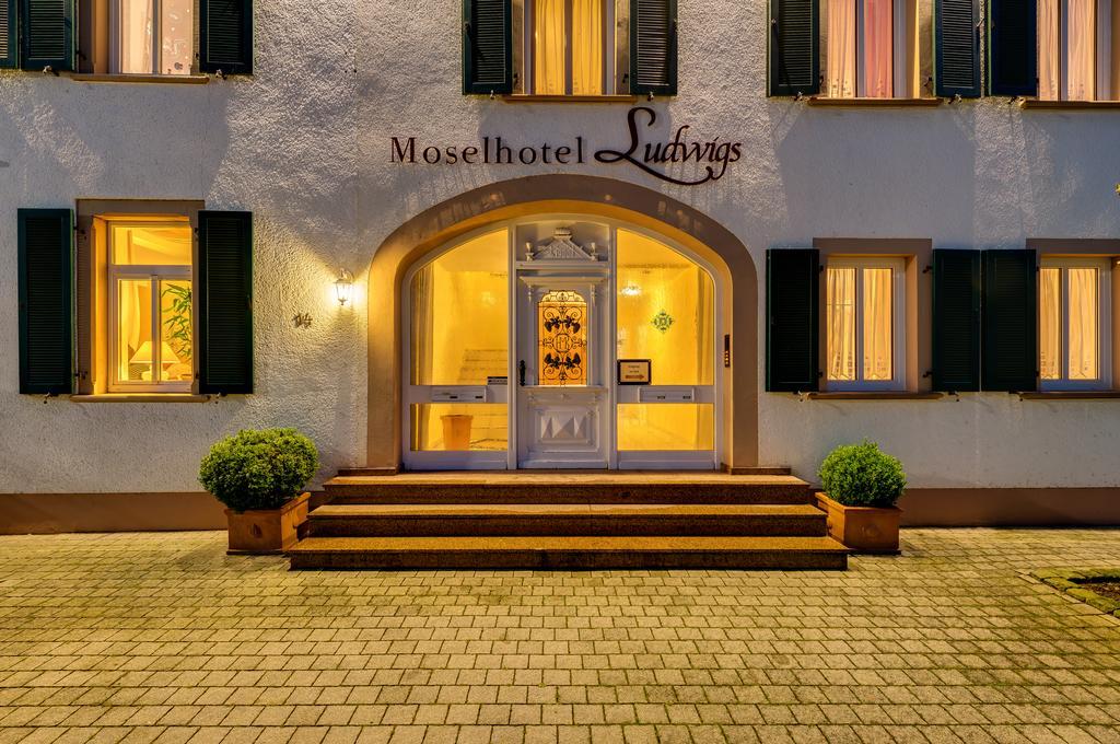 Moselhotel Ludwigs Köwerich Buitenkant foto